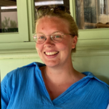 Aurélie Van de Walle );