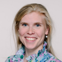 Dr. Alexandra   Boogers );